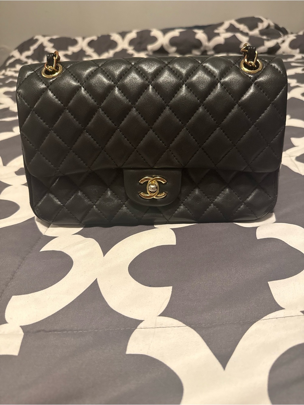 CHANEL Quilted Shoulder Bag in Black with Gold Hardware